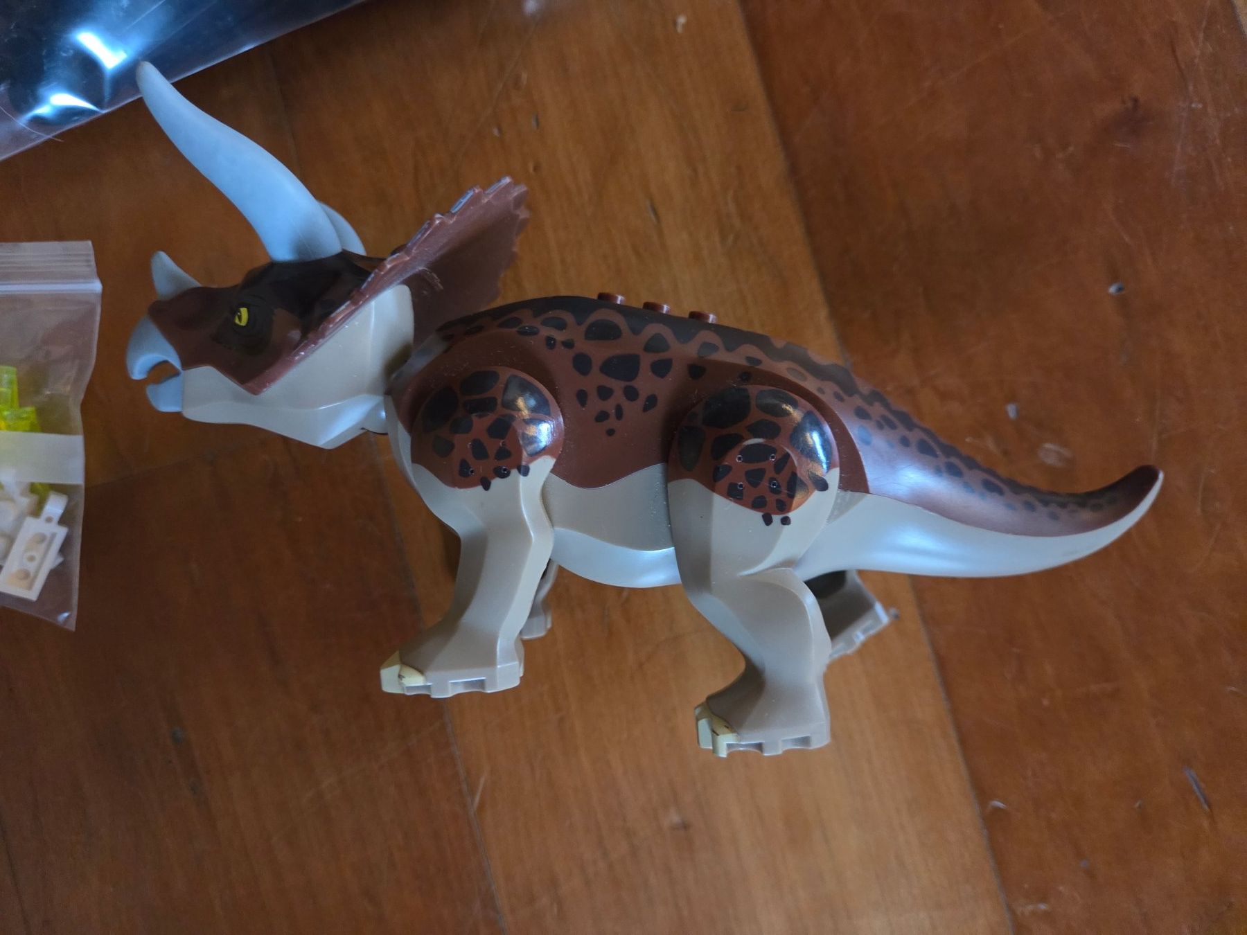 Lego Giocattoli: Lego DINO 5885 – Usato da St. Gallen venduto da Razoon77 4