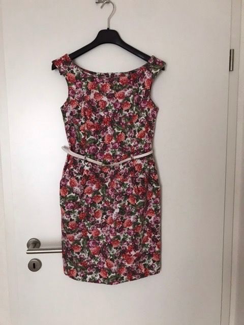 Vestiti: Robe, JBLanch, S. – Usato da Boudry venduto da JulieG13