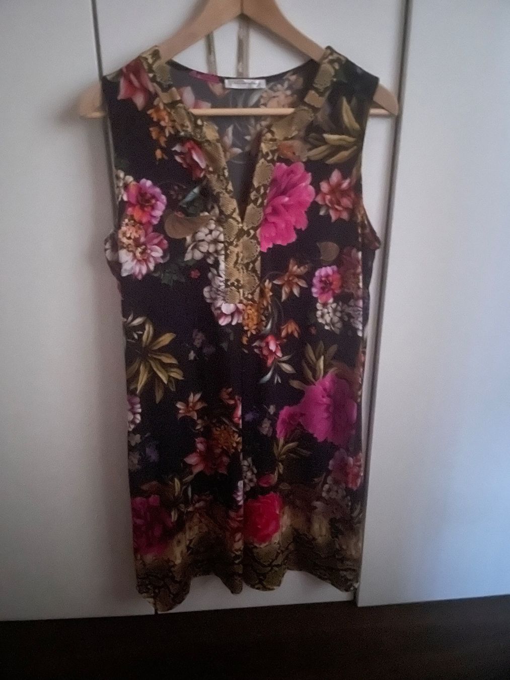 Diane von Furstenberg Vestiti: Fürstenberg Schönes Kleid o.Armel – Usato da Scherz venduto da Mandarine8 1