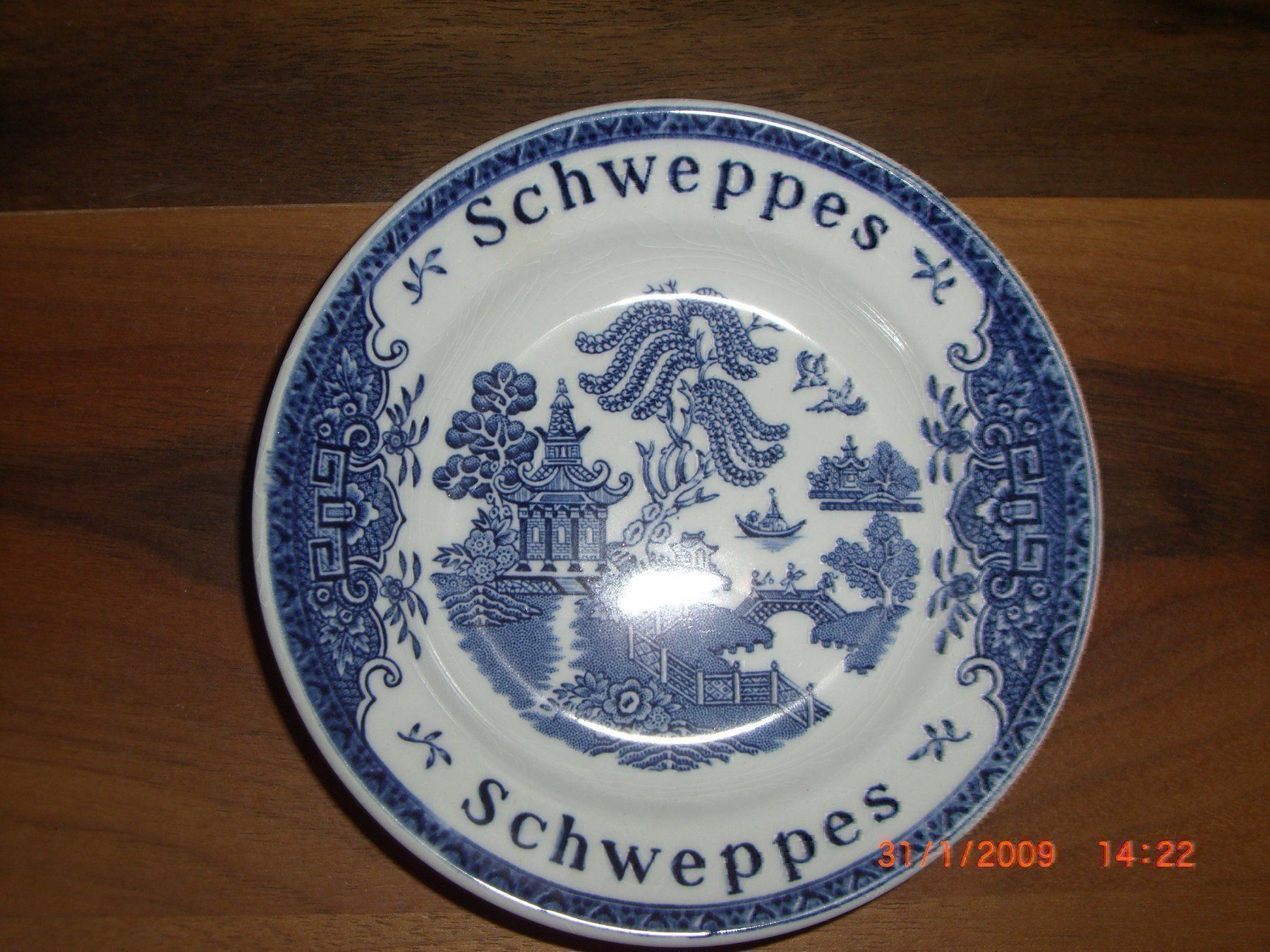 Teller: Schweppes Teller 2stk. – Gebraucht aus Rothrist von Sheriff94