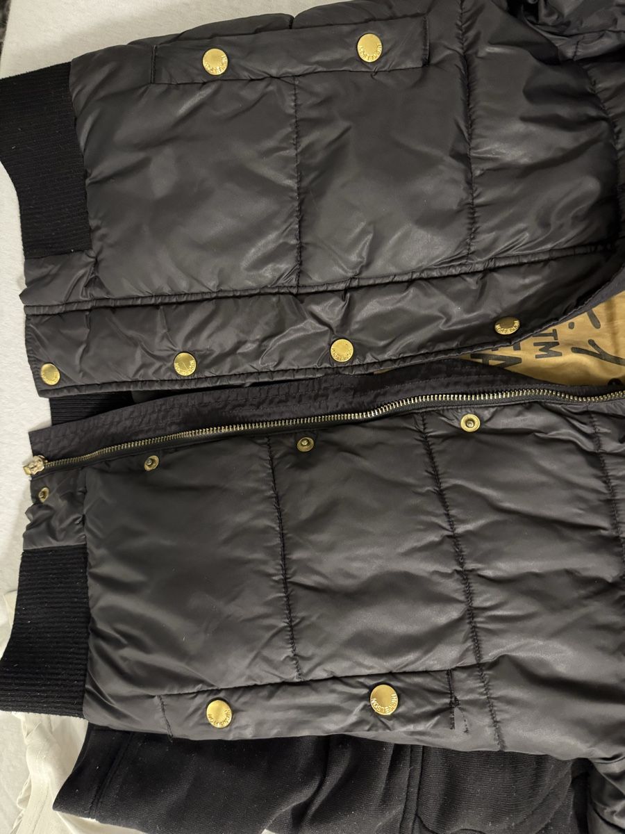 Giacche: Kurze Jacke mit Fell von Nickelson – Difettoso da Opfikon venduto da Desi.s 3