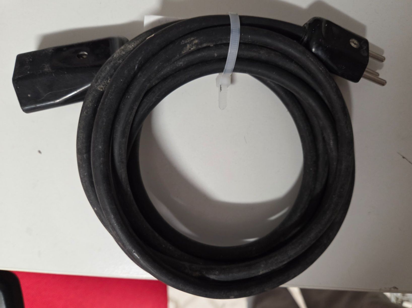 Kabel: Verlängerungskabel 3.5m T13 230V – Gebraucht aus Zürich von eymen20 1