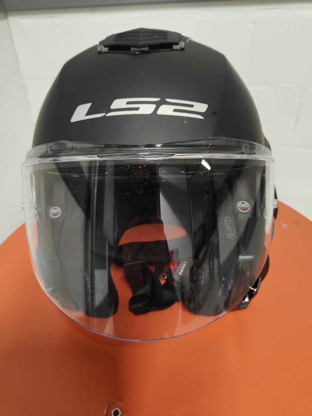 Helme & Visiere: Motorrad Helm  – Neu und originalverpackt aus Flims-Waldhaus von NickY30