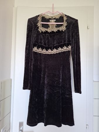 Robe Vintage en velours et dentelle