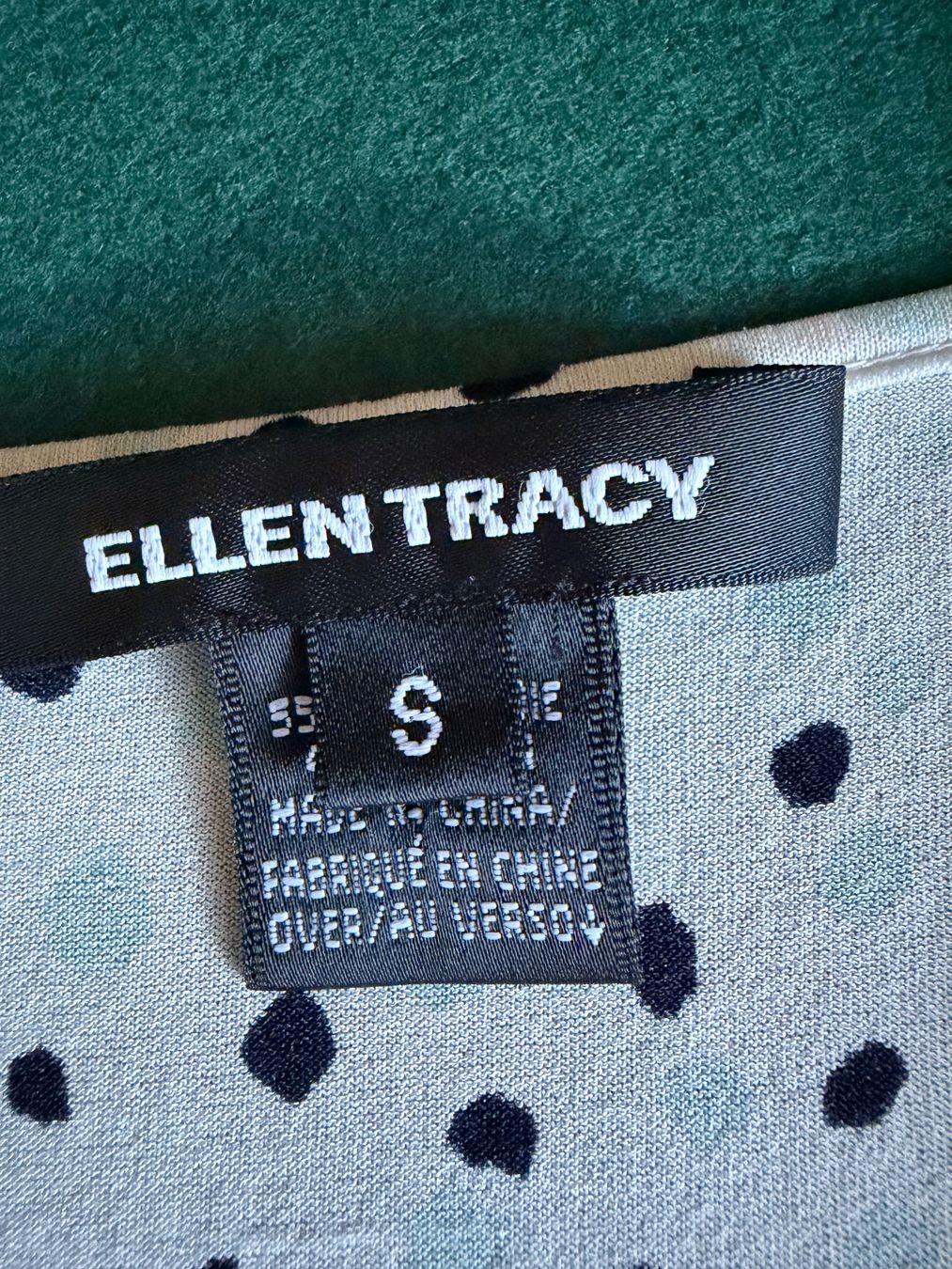 Chemisiers: ELLEN TRACY Bluse / 55 % Seide / Größe S – D'occasion à Interlaken par Bona55 2
