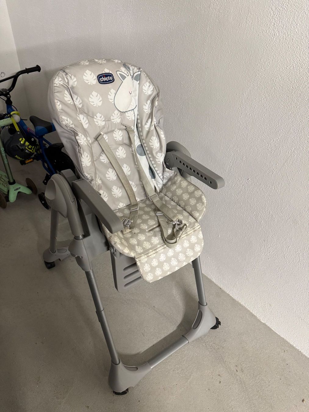 Chicco Seggioloni: Chicco Polly Kinderhochstuhl – Usato da Balsthal venduto da fat_j2y7
