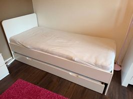 Lit avec sommier + tiroir sommier + matelas