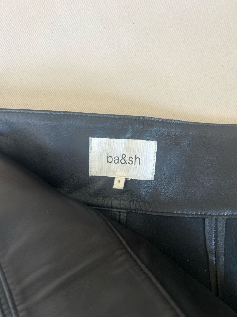 Ba&Sh Gonne: Jupe cuir noir ba&sh – Nuovo (secondo la descrizione) da Bern venduto da jos_xdf8 2