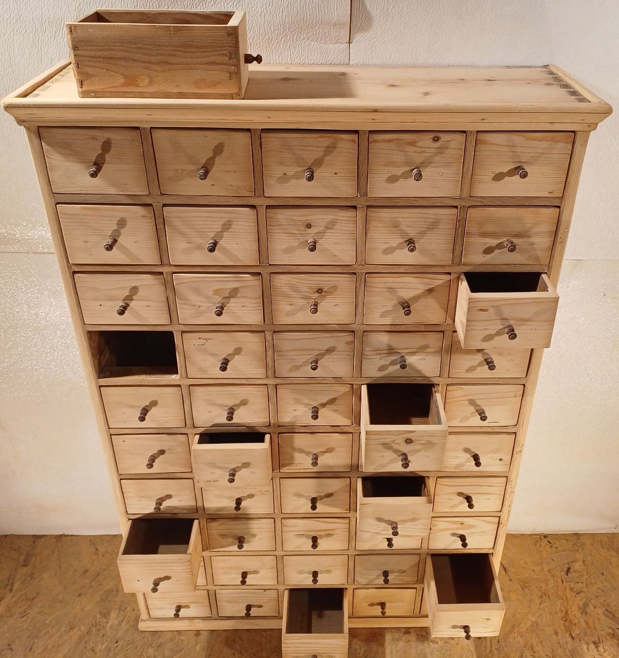 Cassettiere: Antike Tannenholz-Apothekerkommode  – Usato da Stettfurt venduto da noaron 3