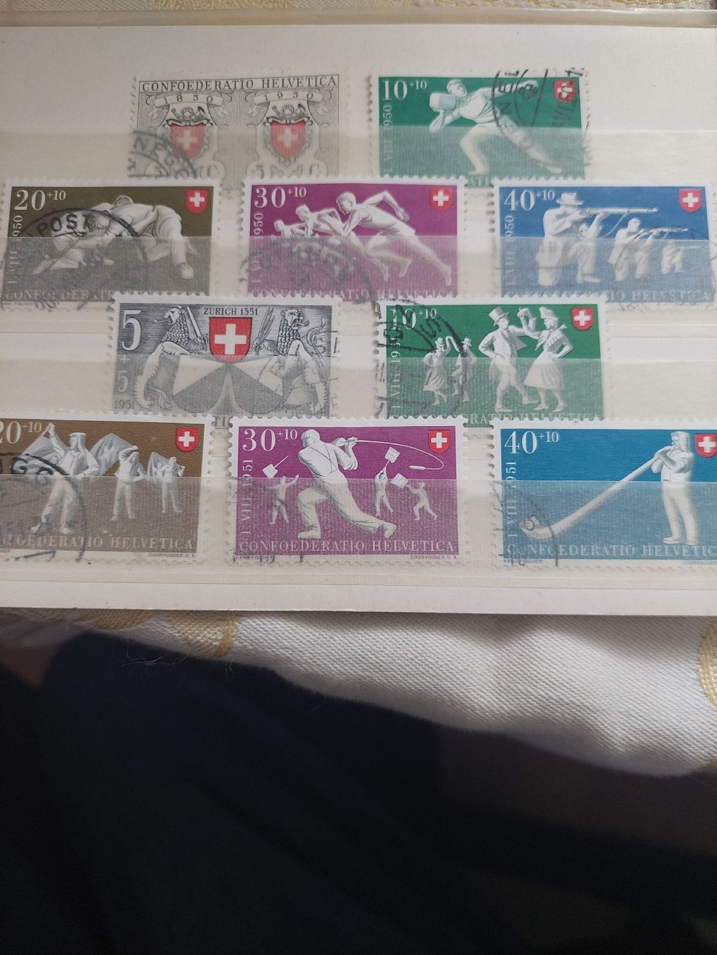 Tutti i francobolli: Timbres suisses Pro Patria oblitérés  – Usato da Le Locle venduto da wchs