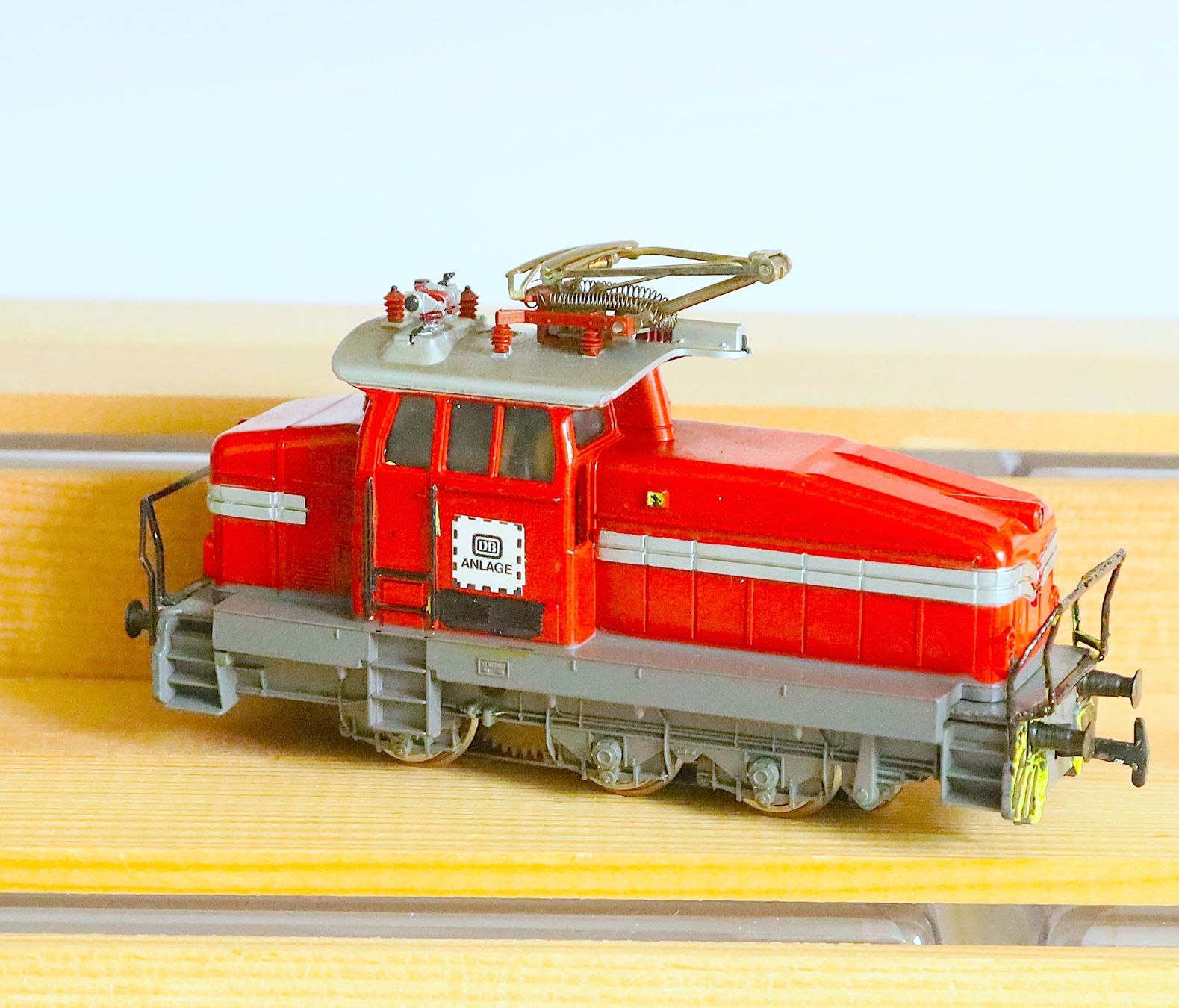 Märklin Modellini di ferrovie: Märklin H0 3044 E-Lok Typ EA 800 Wechselstrom – Nuovo (secondo la descrizione) da Ipsach venduto da locky55 3