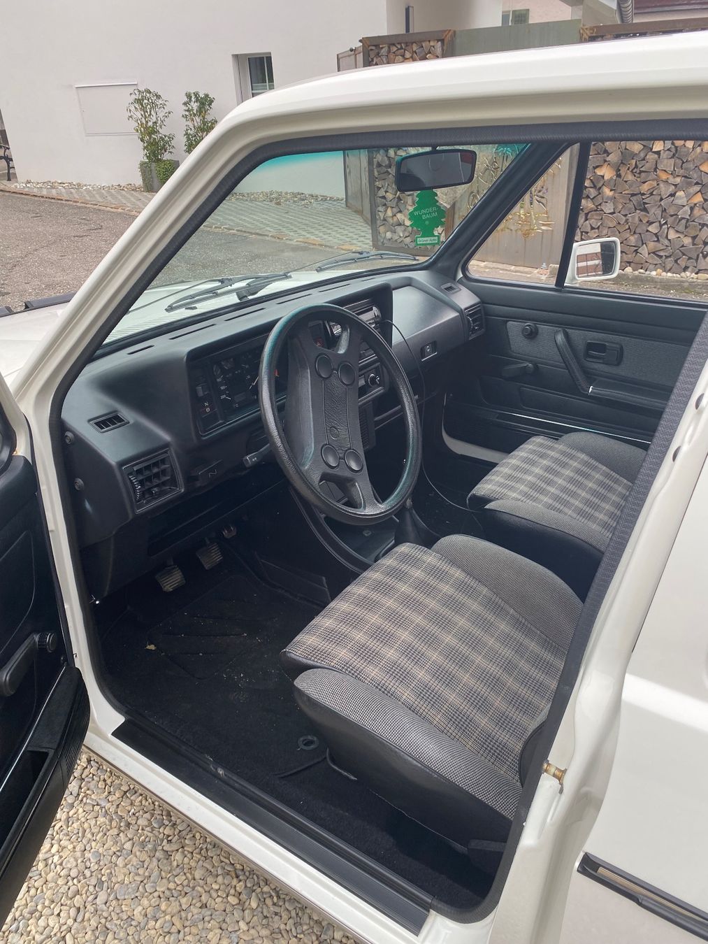 VW Automobili: VW Golf MK1 – Usato da Hägglingen venduto da Swissfighter63 5