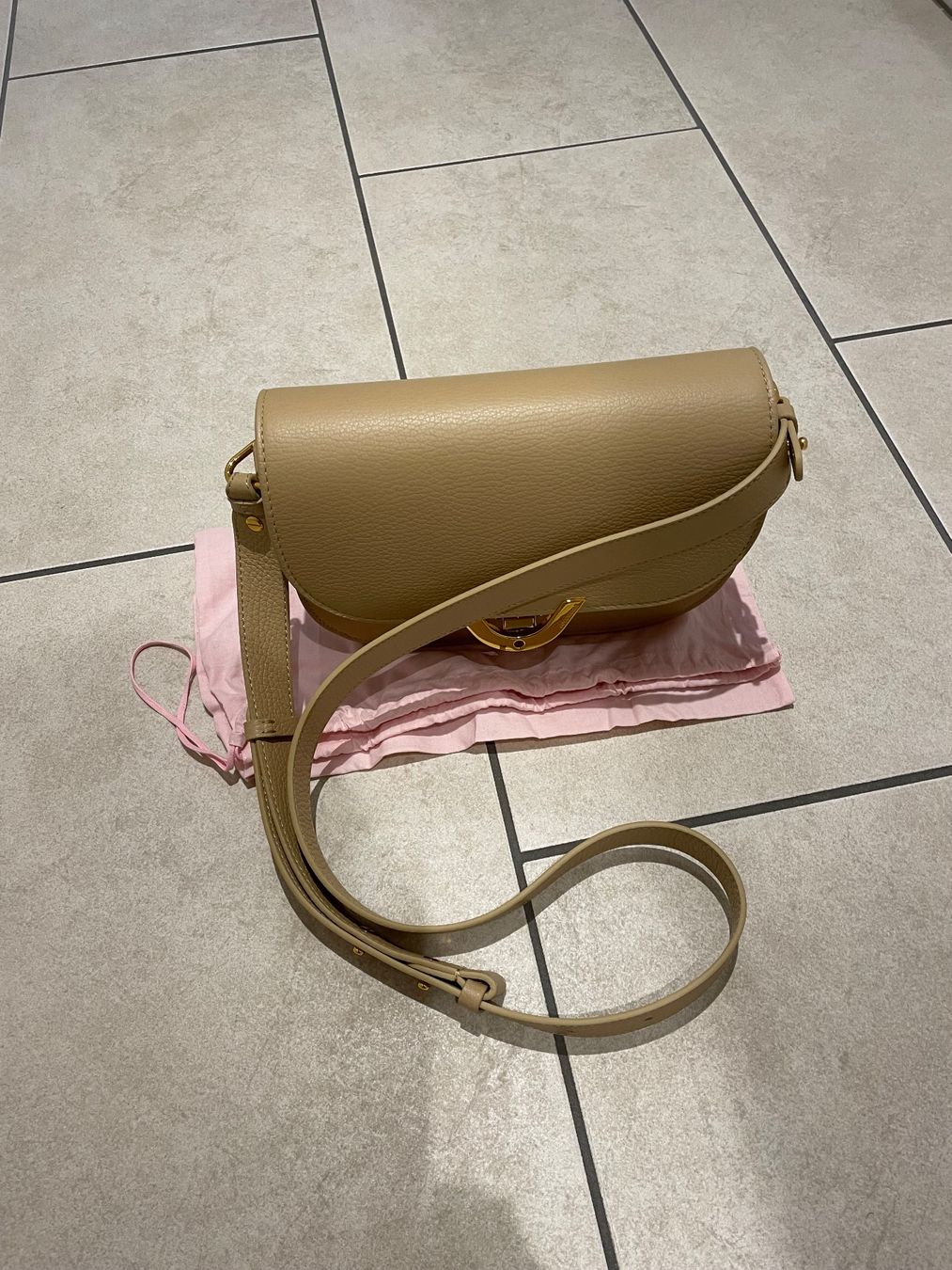 Coccinelle Borse da donna: Coccinelle DEW Tasche – Nuovo (secondo la descrizione) da Baar venduto da Chrila3 2