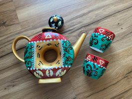 Teekanne mit 2 Tassen, handbemalt, Keramik, neu 20 cm