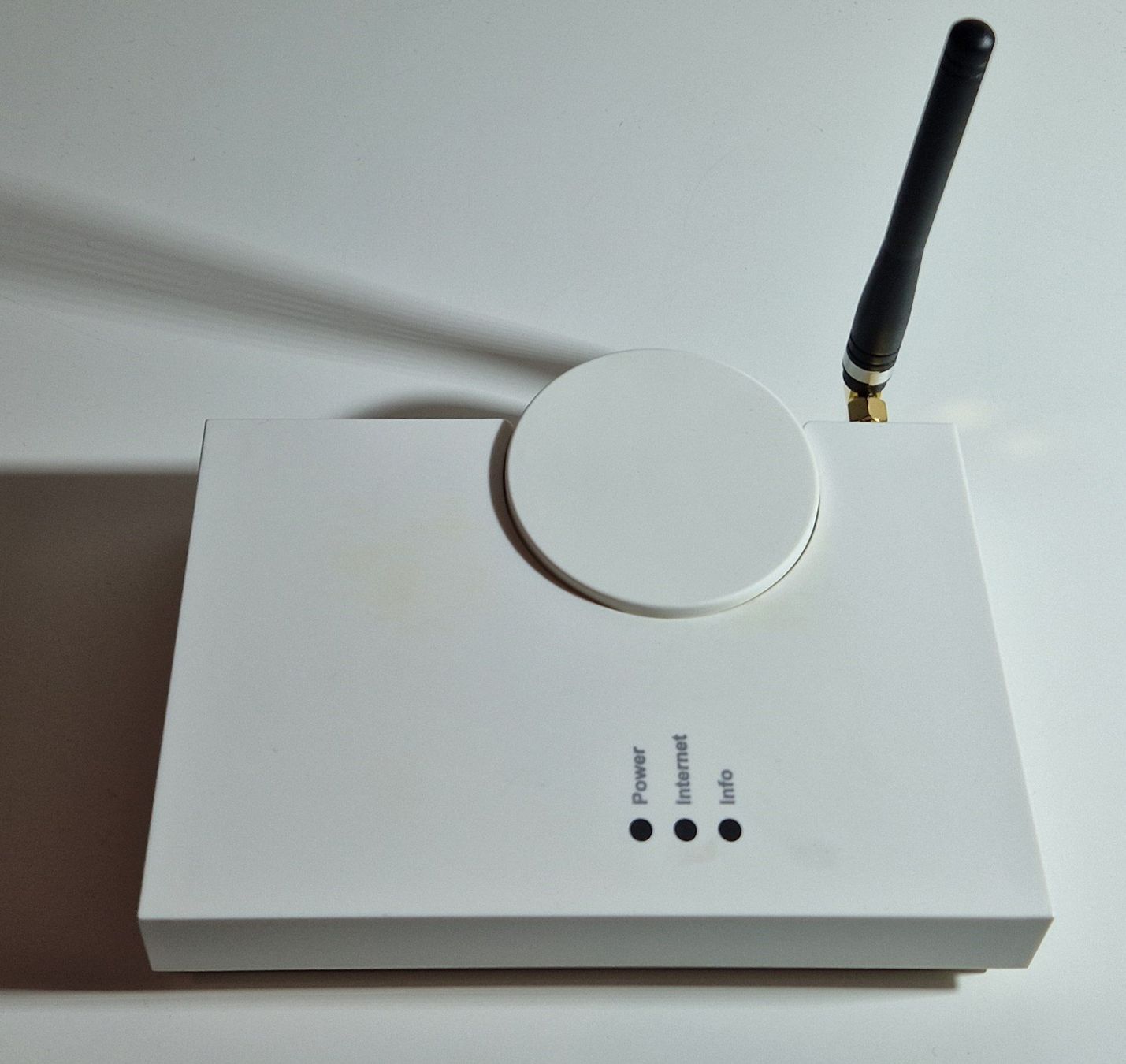 Homematic Sistemi d'allarme: Homematic Zentrale CCU2 mit externer Antenne – Usato da Eglisau venduto da Hpa1 1