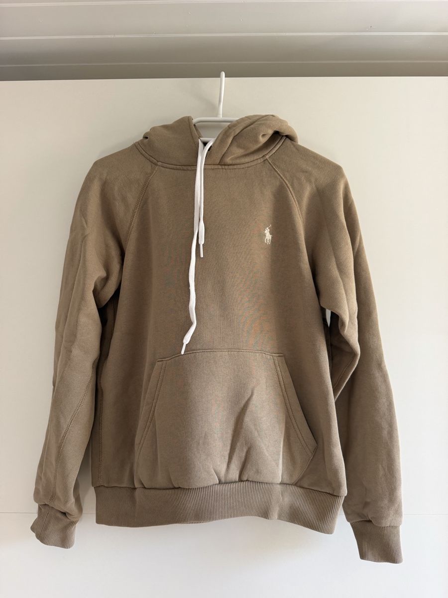 Polo Ralph Lauren Pullover & Sweatshirts: Sweat à capuche – Gebraucht aus Montsevelier von Duna2210