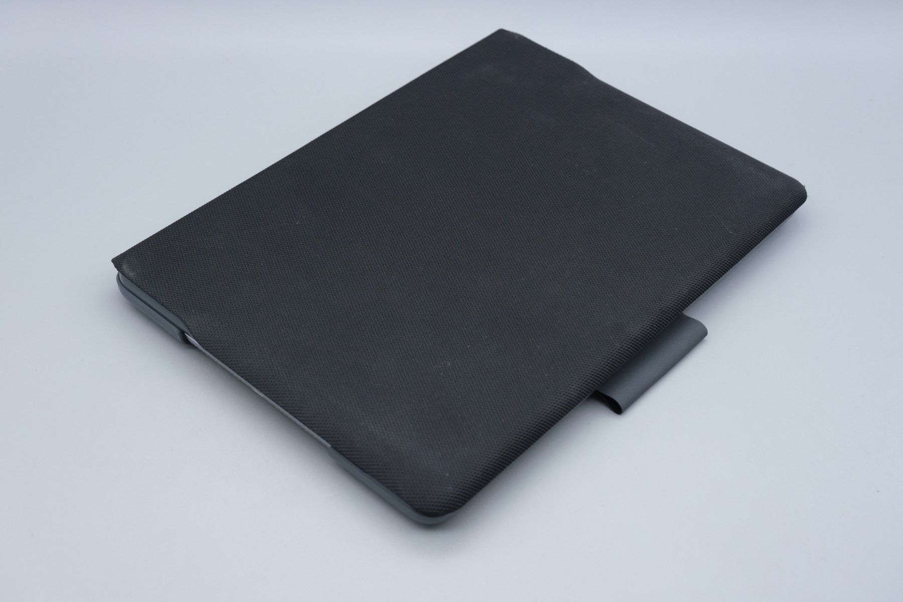 Apple Tablet PC: Apple iPad 5th Generation WI-Fi 128 GB Space Gray Tablet – Usato da Ramsen venduto da Studio82 7