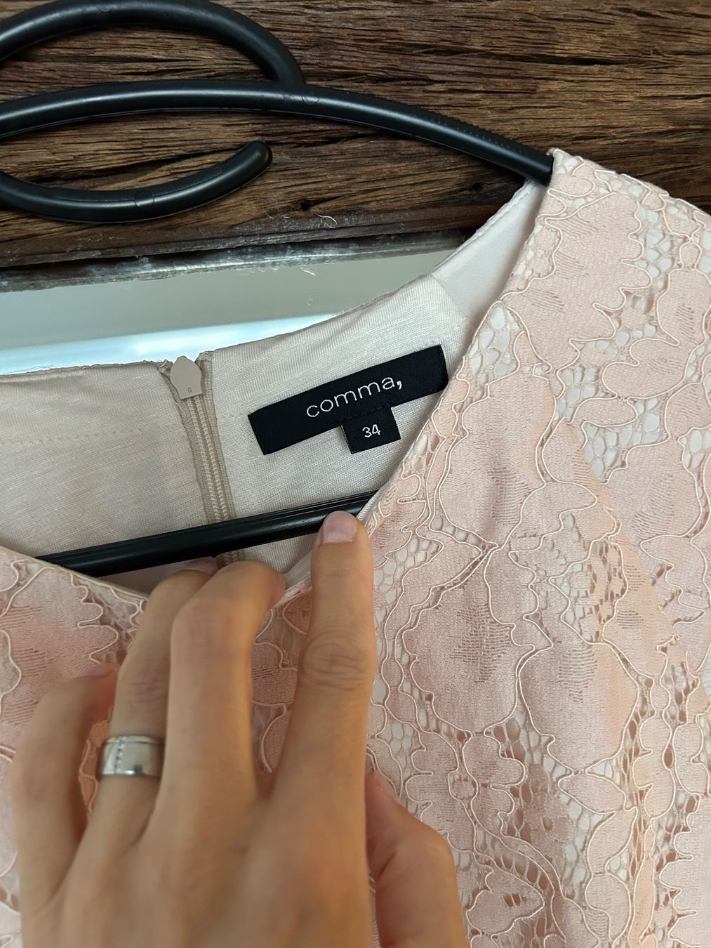 Comma Vestiti: Neues Comma Kleid, NP 150Fr. – Nuovo (secondo la descrizione) da Diegten venduto da ste_pvd5 3