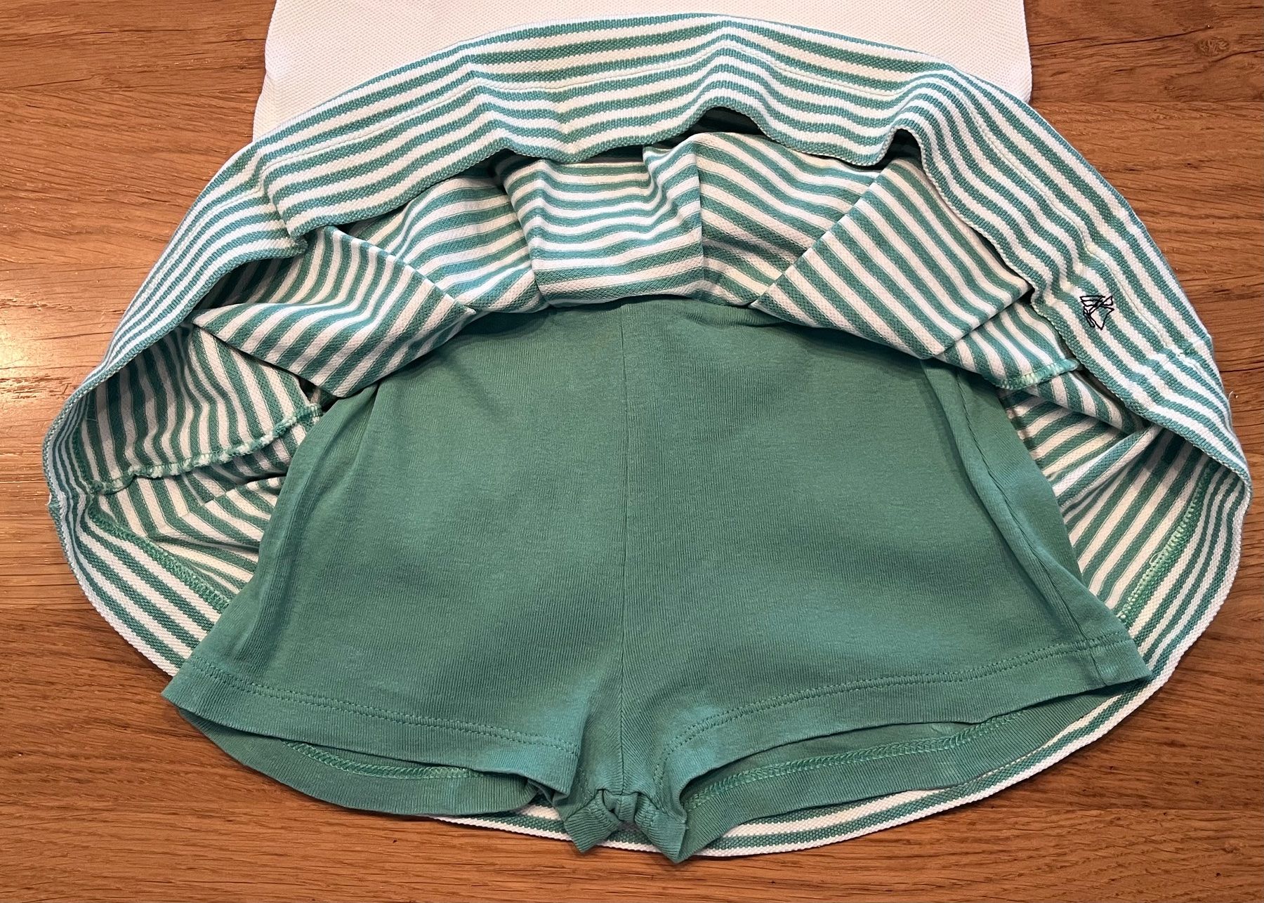 Petit Bateau Kleider & Röcke: Petit Bateau Rock/ mit Kurzhose 4J – Gebraucht aus Zürich von asocaciu 1
