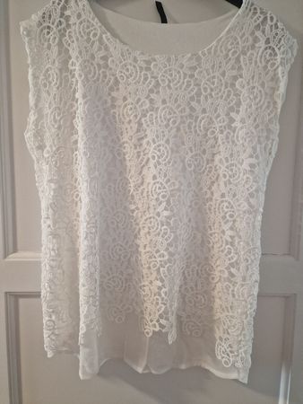 Spitzentop, Weiss, Grösse M neu wunderschön