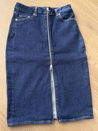 H&M Jeansrock blau Gr. 38 mit Reissverschluss Detail
