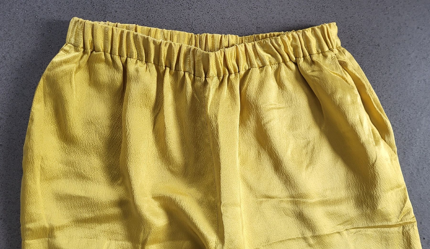 Closed Pantaloni: closed Seidenhose Gr S – Usato da Kaisten venduto da Ciccr 2