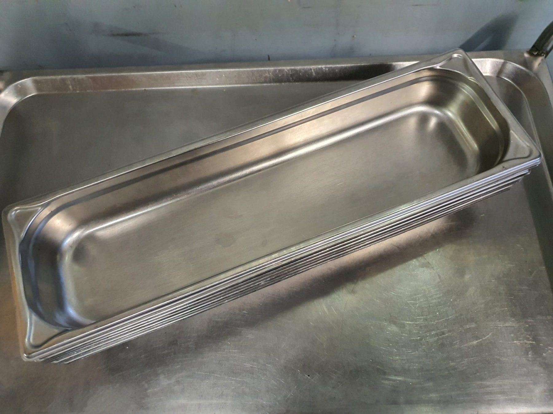 Cucine complete: GN Behälter 2/4 Rieber – Usato da Wuppenau venduto da Gastro-Wuppenau