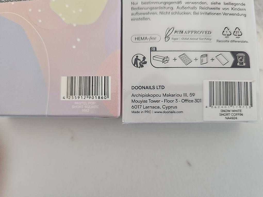 Unghie finte: Doonails Press Ons + Kleber – Usato da Hauenstein venduto da Desey 1