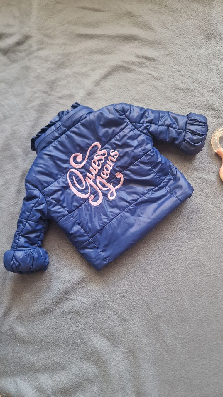 Guess Vestes & Manteaux: GUESS Baby – D'occasion à Basel par mar_jfl8