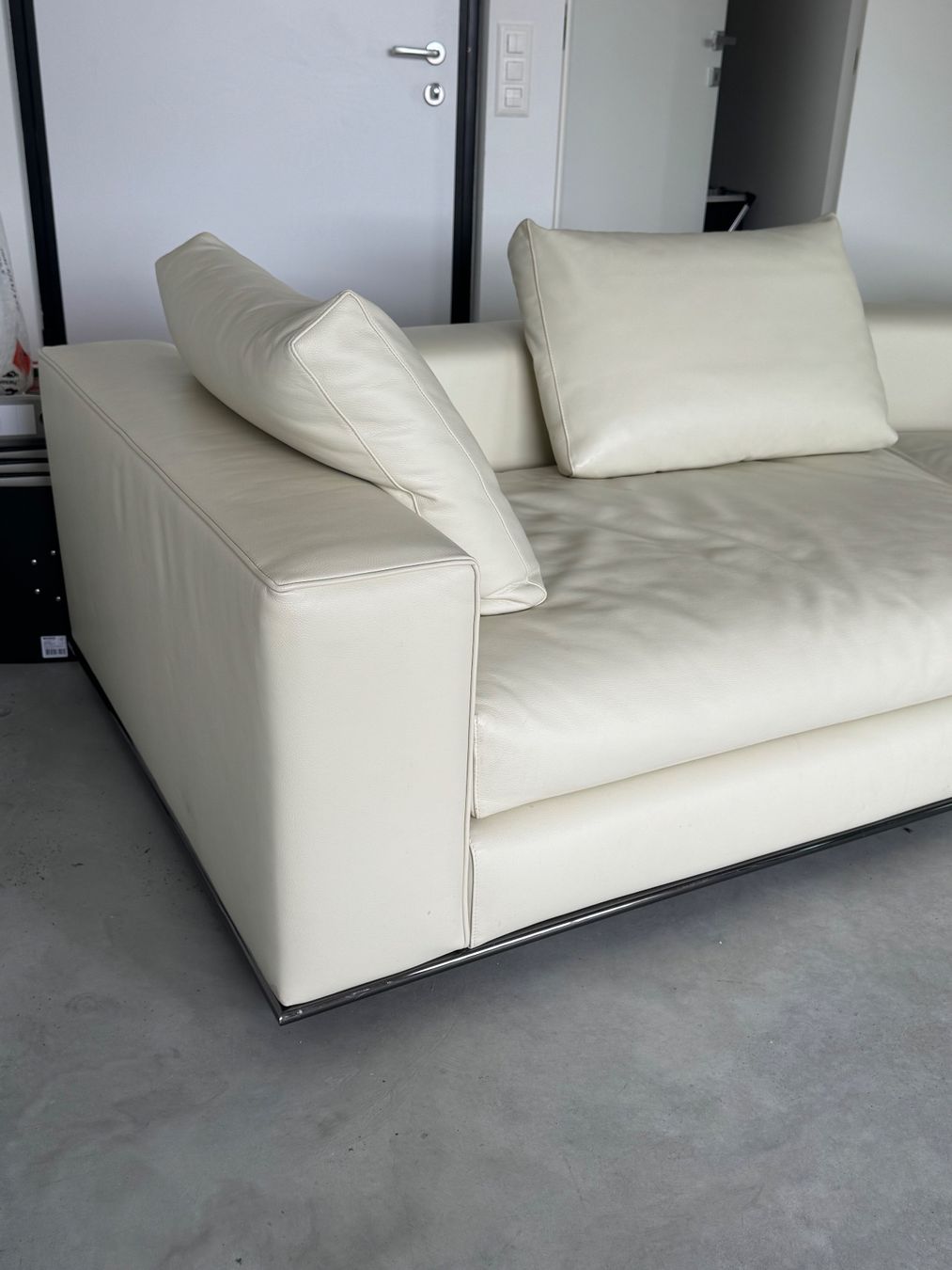 Minotti Divani: Minotti Hamilton Leder Sofa – Usato da Andermatt venduto da sunshine2025 1