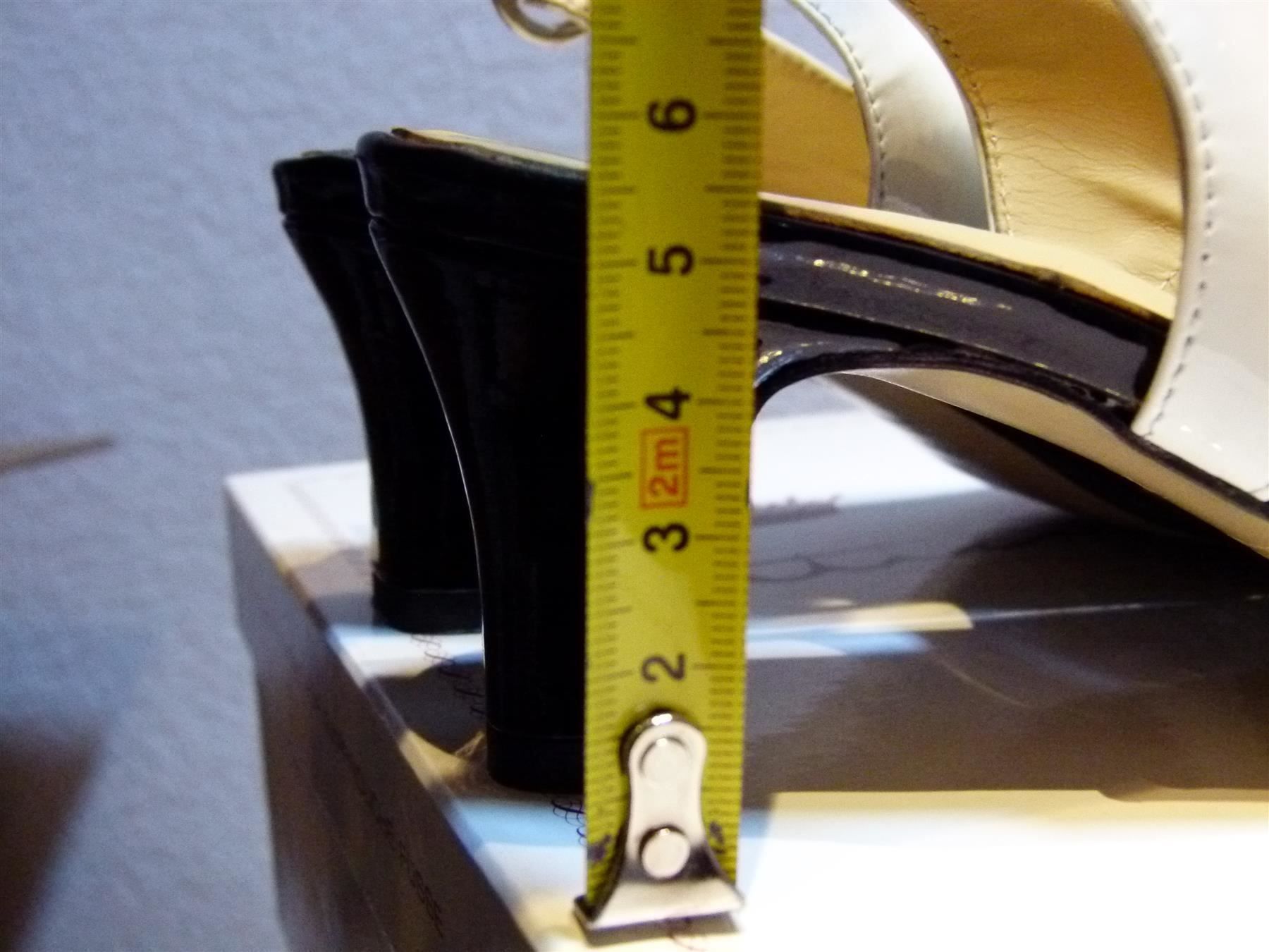 Scarpe da donna: Attica Lederschuhe  Gr.35 Lp,298Fr. – Nuovo (secondo la descrizione) da Uerkheim venduto da Justi.y 6
