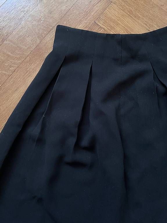Gonne: Jupe patineuse noire, taille 36 – Usato da Lausanne venduto da sugarplumfairy 1