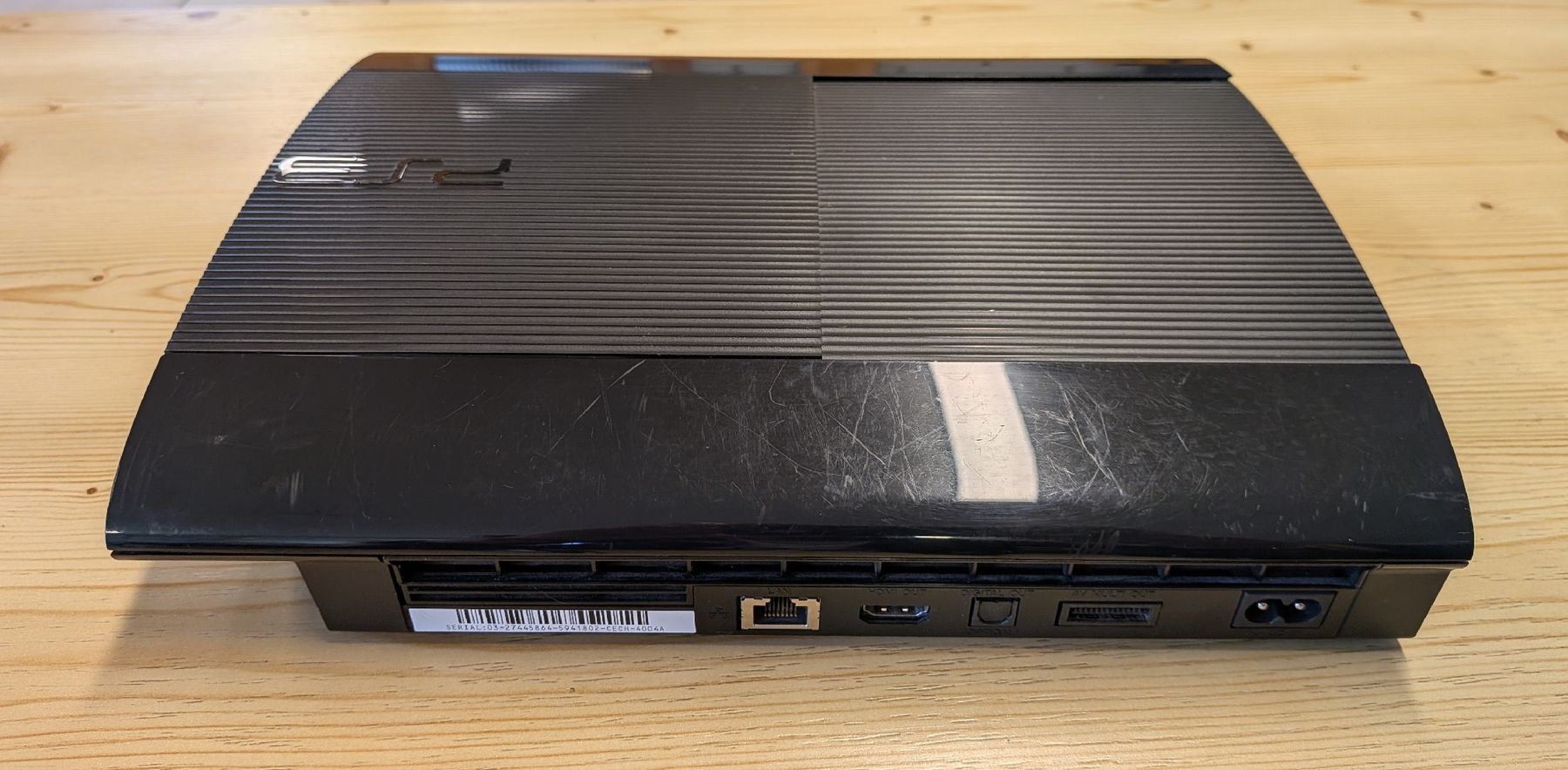 Sony Console: PlayStation 3 Super Slim mit 2 Controller – Usato da Chevenez venduto da cla_7zq5 4