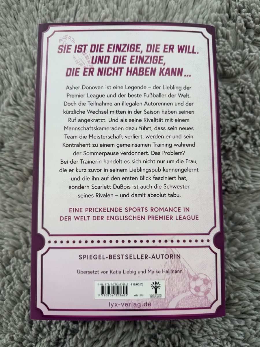 Libri: The Striker – Usato da Herisau venduto da deb_5qfc 1