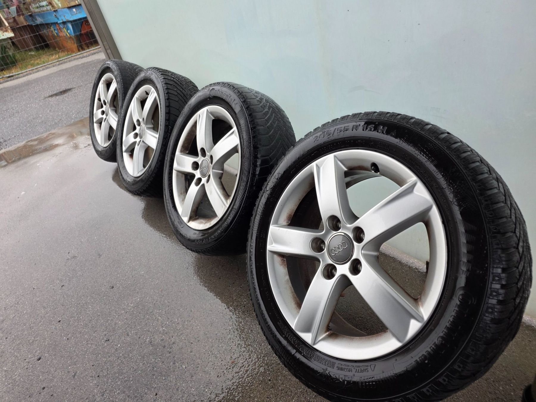 Audi Felgen: Audi a3 2010 (4x rims) – Gebraucht aus Montreux von sca_zsy9