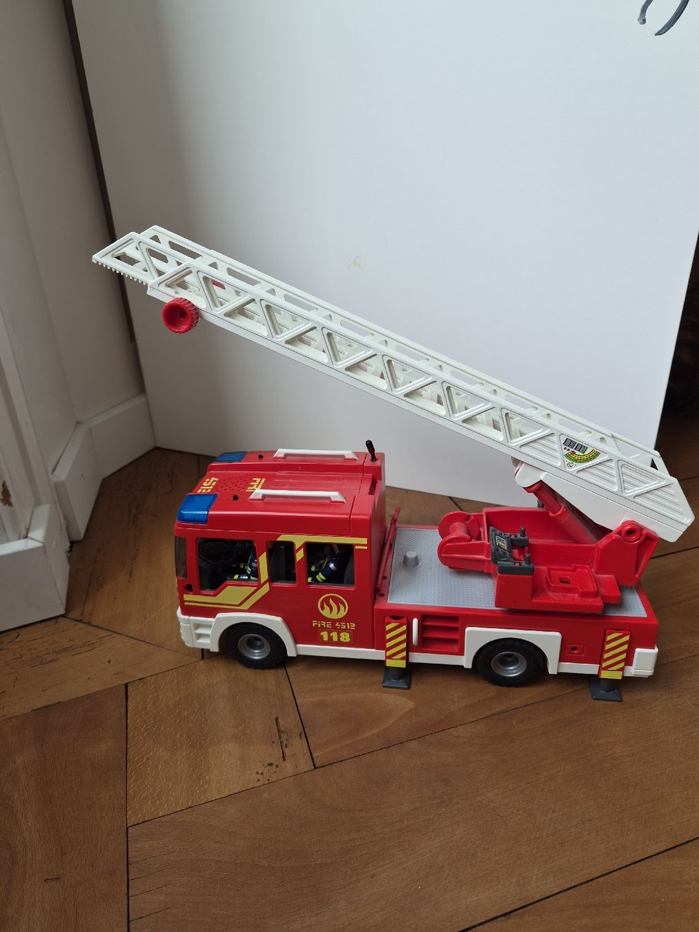 Playmobil Spielzeuge: Feuerwehr Playmobil  – Gebraucht aus Zürich von Schnaeppchen25 1