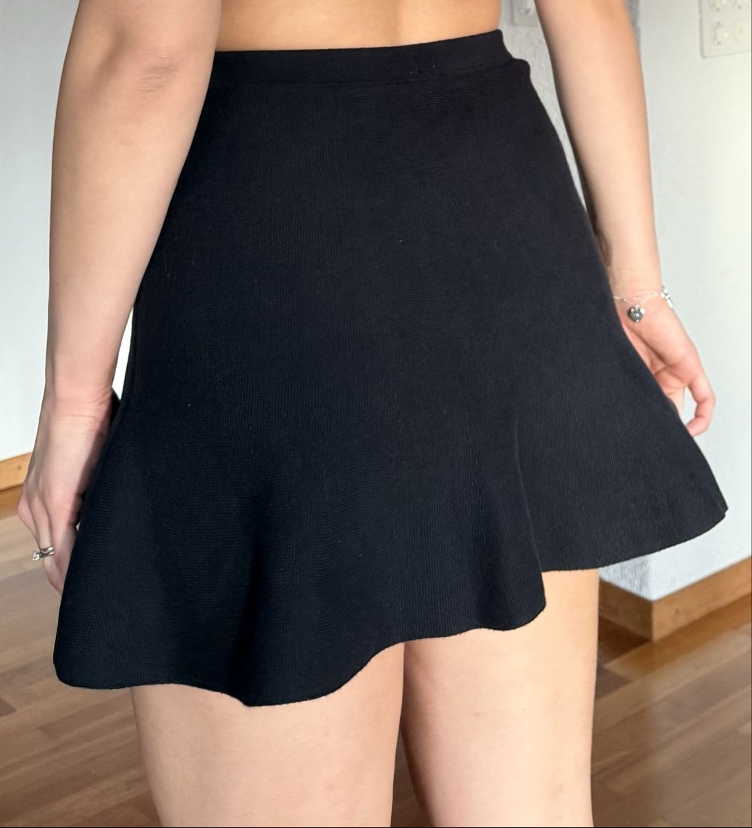Arket Gonne: ARKET mini skirt – Nuovo (secondo la descrizione) da Zürich venduto da eli_t8nw 3