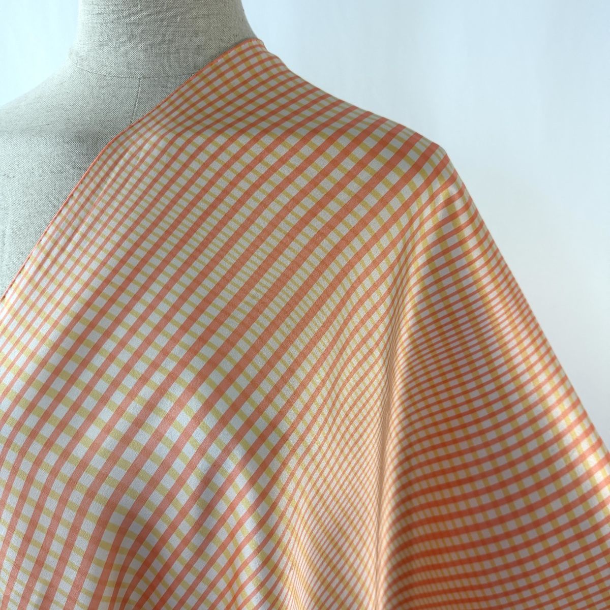 Fabric Frontline Foulards, Tücher & Schals: FABRIC FRONTLINE Silk Scarf – Neu (gemäss Beschreibung) aus Emmen von AVVIIVVA_Store 2