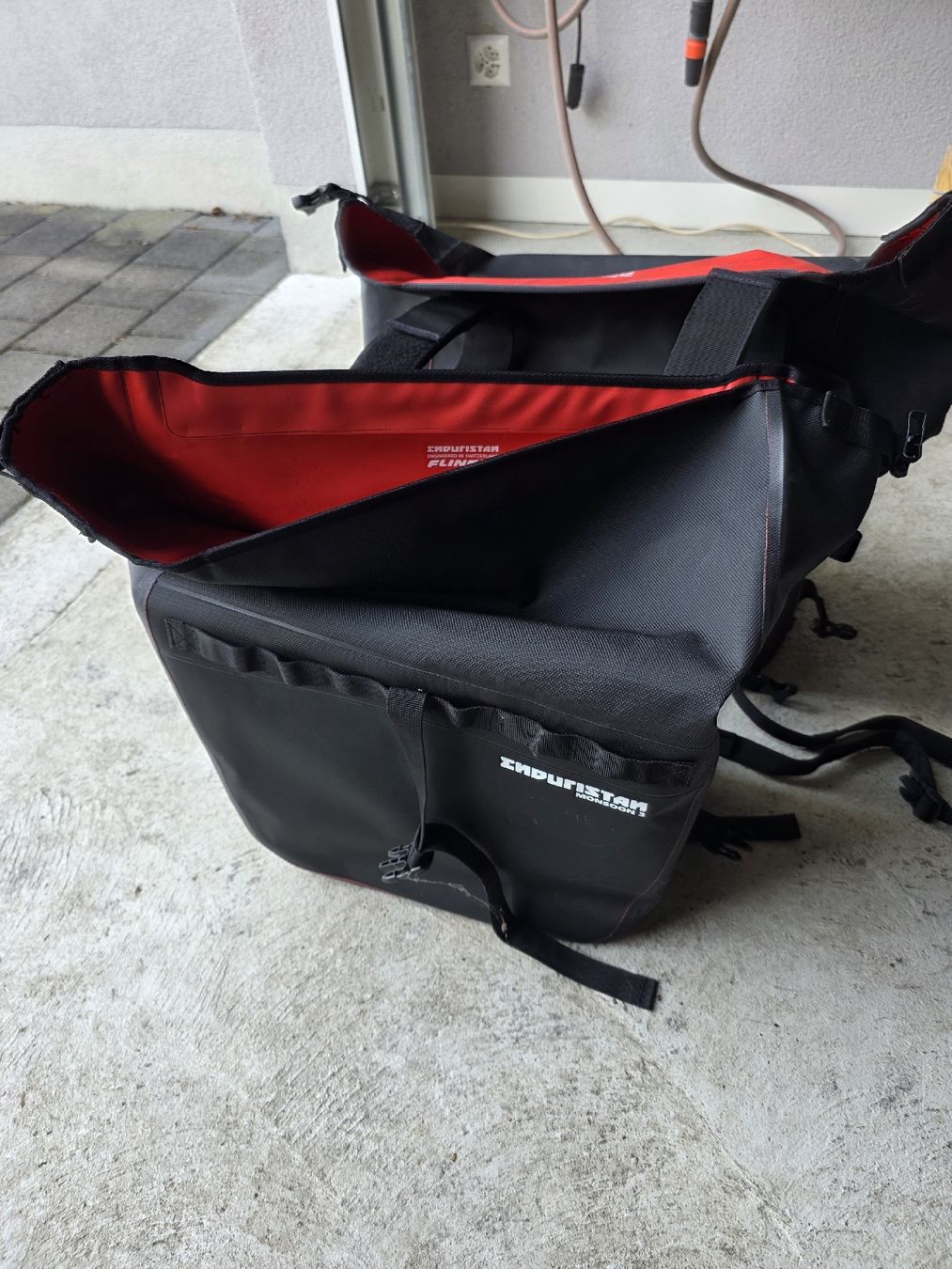 Enduristan Taschen: enduristan Satteltaschen – Gebraucht aus Münchenstein von RH4142 1