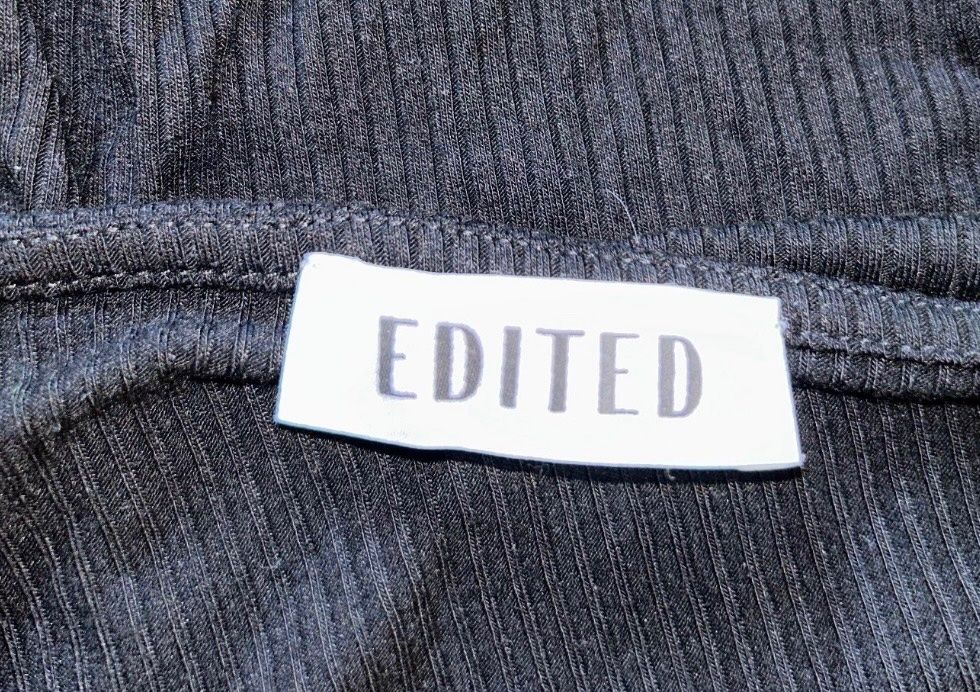 Weekday T-Shirts: Edited T-Shirt – Gebraucht aus St. Gallen von ann_llt9 3