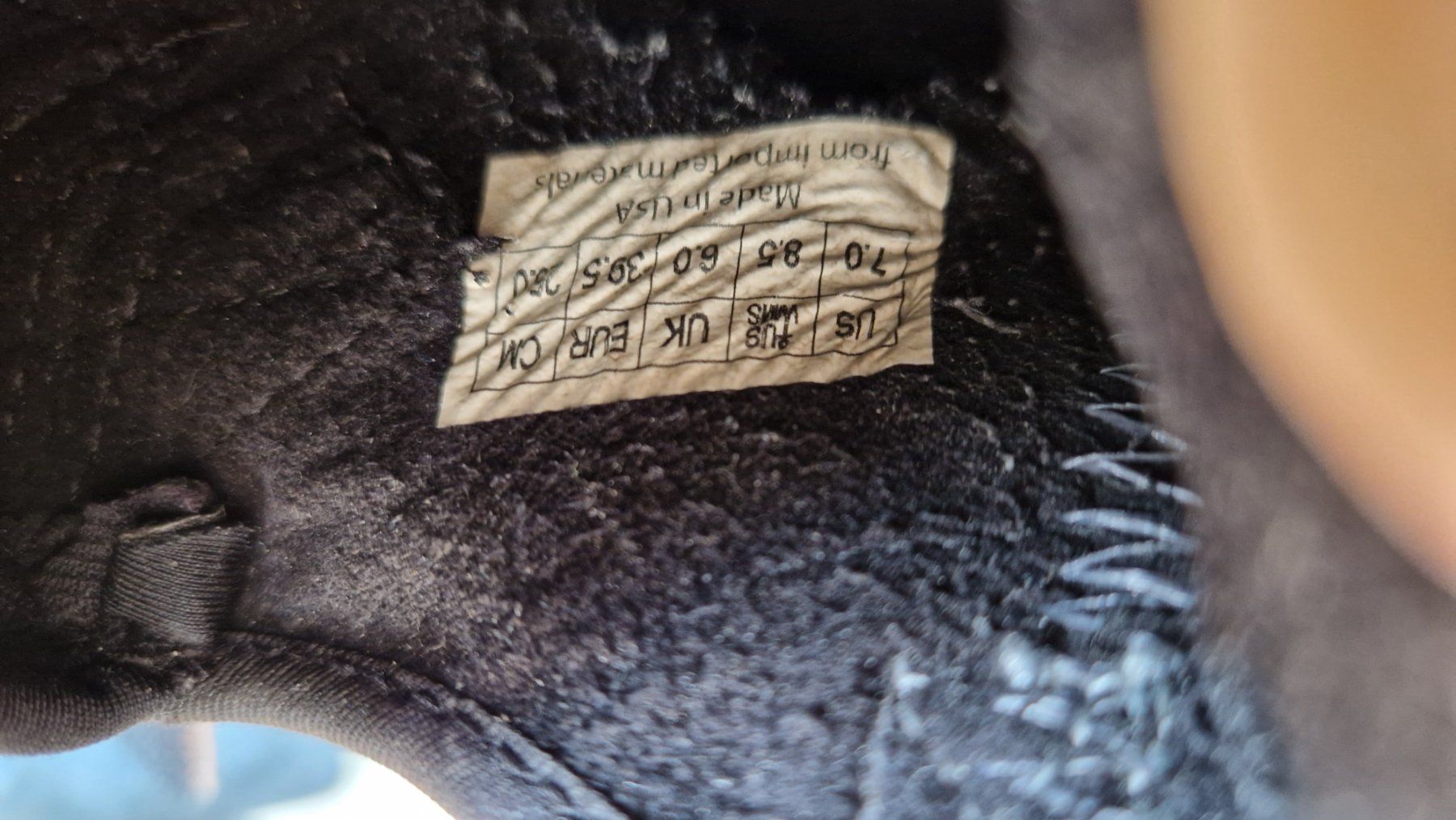 Scarpe da uomo: Kletterfinken Gr. 39,5 Kletterschuhe Kind – Usato da Zürich venduto da Peter_Ha 2