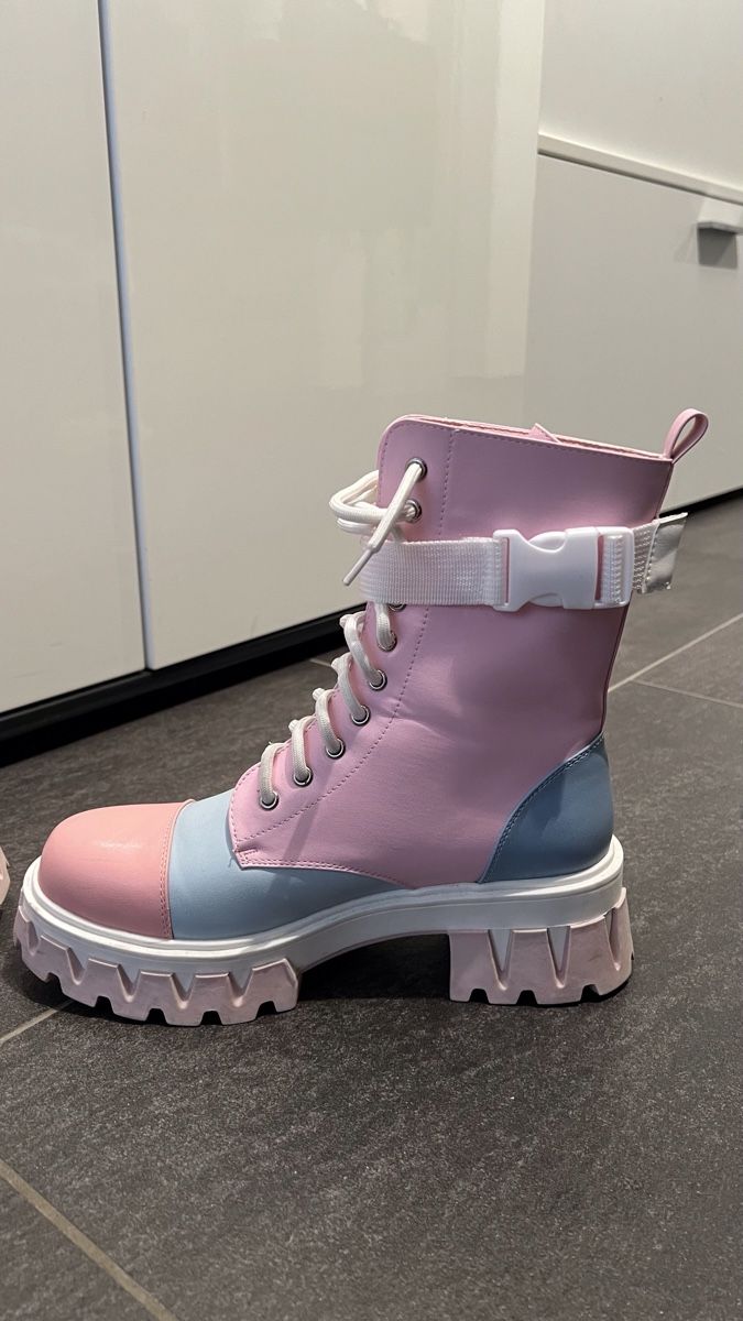 Scarpe da donna: Herbstschuhe farbig – Usato da Sirnach venduto da Famisa 3