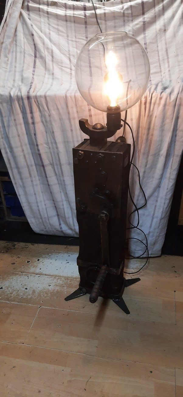 Lampade: Stockwinden Lampe – Usato da Uhwiesen venduto da Timtim