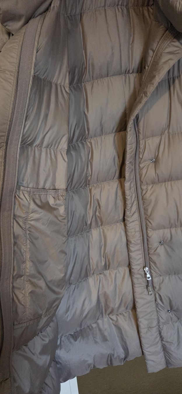 Uniqlo Mäntel: Wintermantel Gr. M – Gebraucht aus Embrach von Singvall 2
