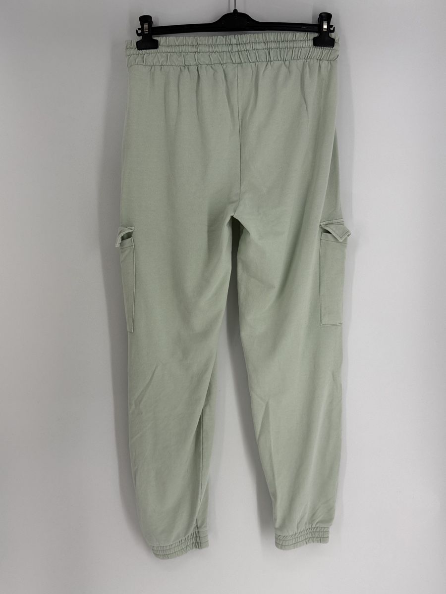 Hosen: Cargo Jogginghose Gr. L von Chicorée – Gebraucht aus Auenstein von moin. 1