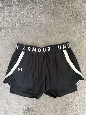 Under Armour Sportshorts Damen Schwarz Grösse L
