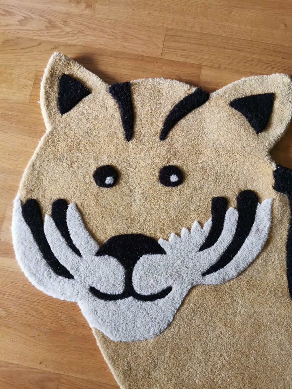 Tapis: Tiger Teppich – D'occasion à Zürich par zhu_b5zn 1