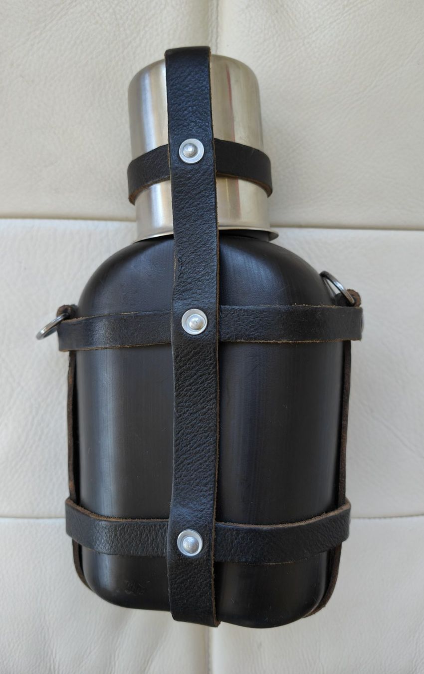 Schweizer Armee Borracce & Thermos: Feldflasche Sanität / Schweizer Armee / – Nuovo (secondo la descrizione) da Lachen SZ venduto da PizBuin35 3