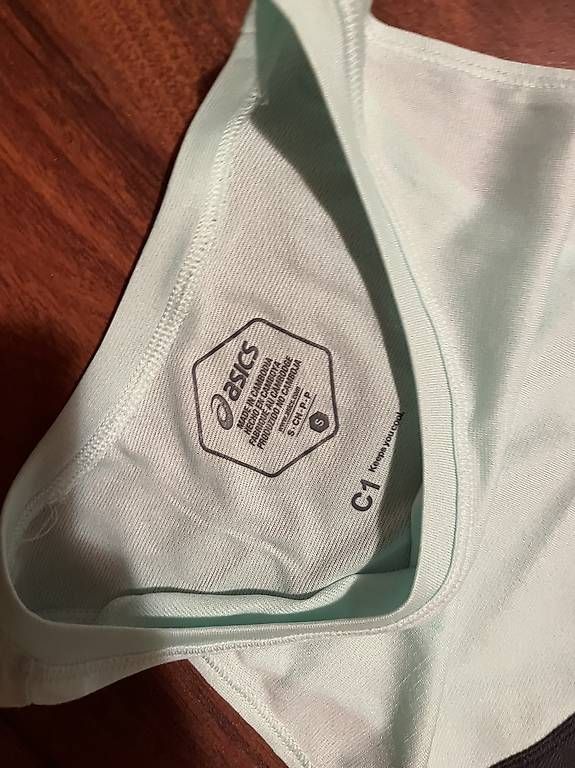 Kleiderpakete: Asics Fitnessoutfit – Gebraucht aus Buttisholz von Katja_H 2