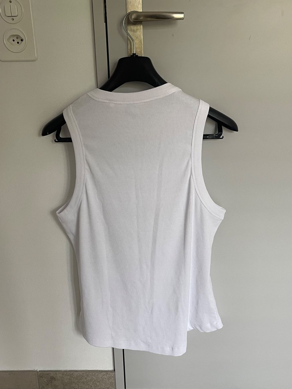 Top: Weisses Top – Usato da Zürich venduto da lms_kt79 1